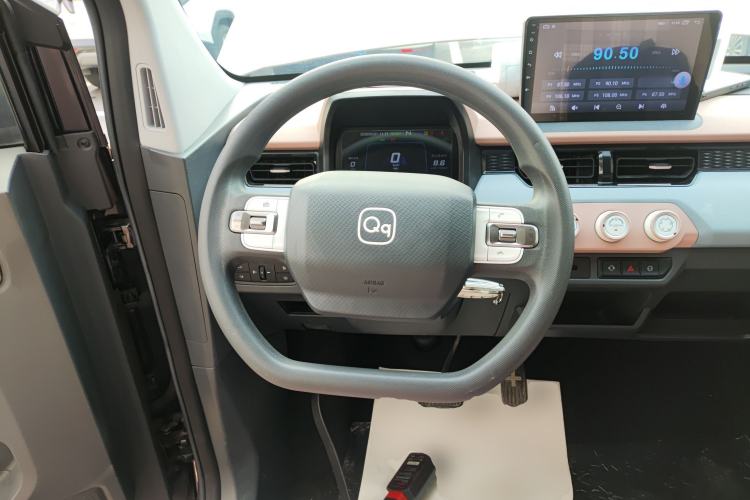 Used Chery QQ Ice Cream 2024 Edition Youth Version 205km Sundae