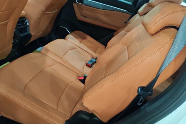 Used Geely Auto Haoyue L 2024 2.0T DCT Flagship Version
