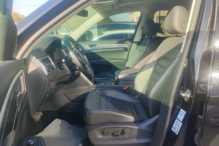 Used Volkswagen Teramont 2020 330TSI Two-Wheel-Drive Luxury Edition China VI Standard
