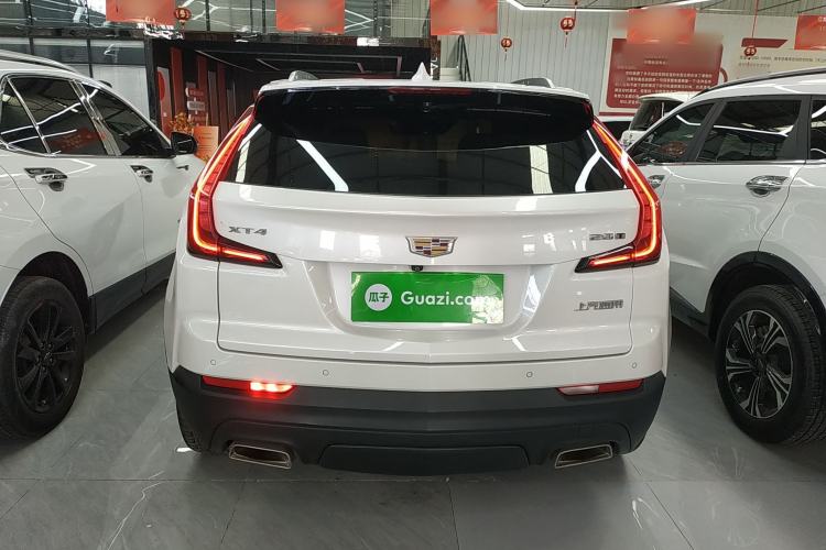 Used Cadillac XT4 2018 28T Two-Wheel Drive Tech Version