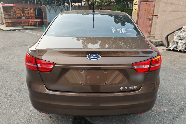 Used Ford Escort 2015 1.5L Manual Comfort Model