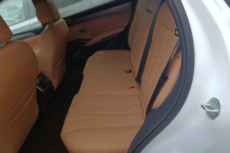 Used BYD Song L DM-i 2025 Intelligent Driving Version 112 km Beyond-Range Type