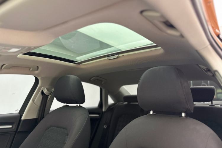 Used Audi A3 2014 Limousine 35 TFSI Automatic Fashion Model
