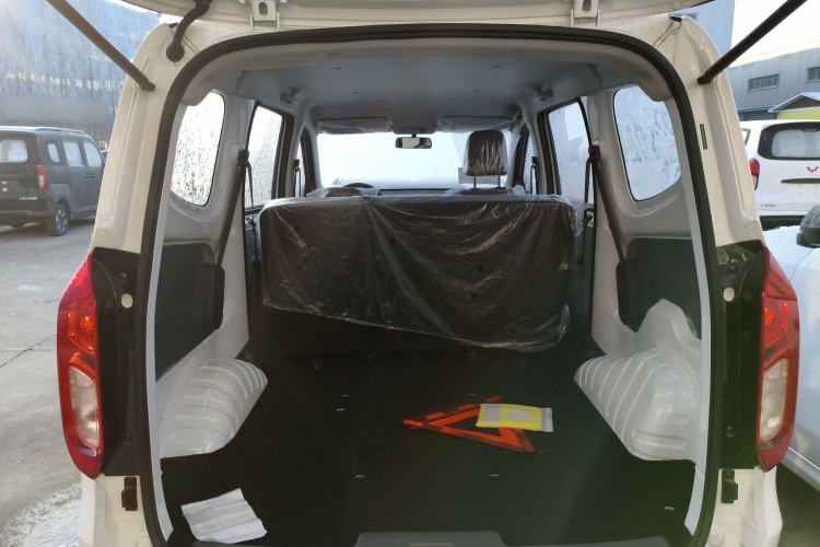 Used Wuling Hongguang New Energy 2024 All-Electric Model 300KM Practical Version
