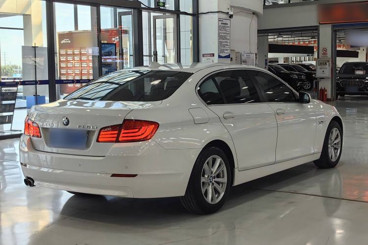 Used BMW 5 Series 2013 525Li Leading Model