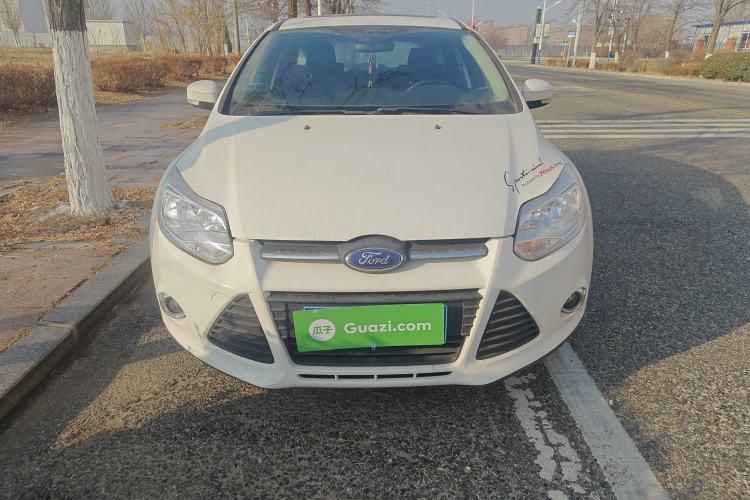 Used Ford Focus 2012 Hatchback 1.6L Manual Fashion Edition