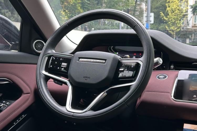 Used Land Rover Range Rover Evoque 2022 Aurora L 249 PS R-Dynamic Luxury Edition
