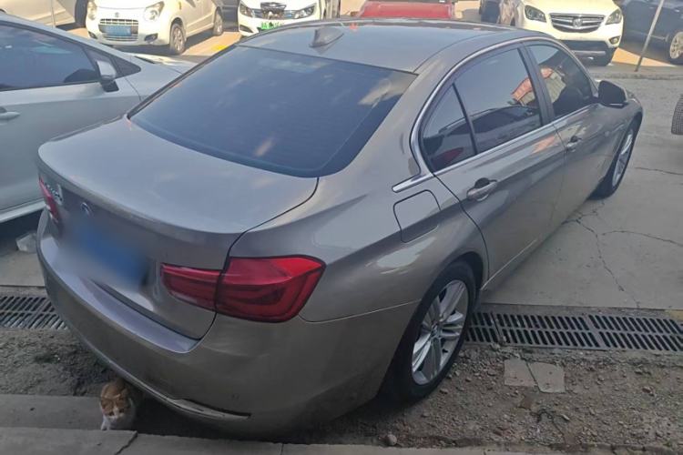 Used BMW 3 Series 2016 320Li Ambition Model
