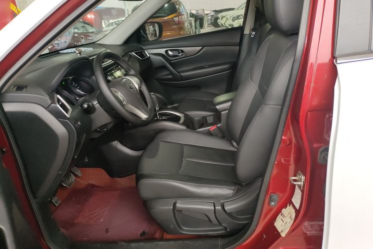 Used Nissan X-Trail 2014 2.0L CVT Comfort Edition 2WD
