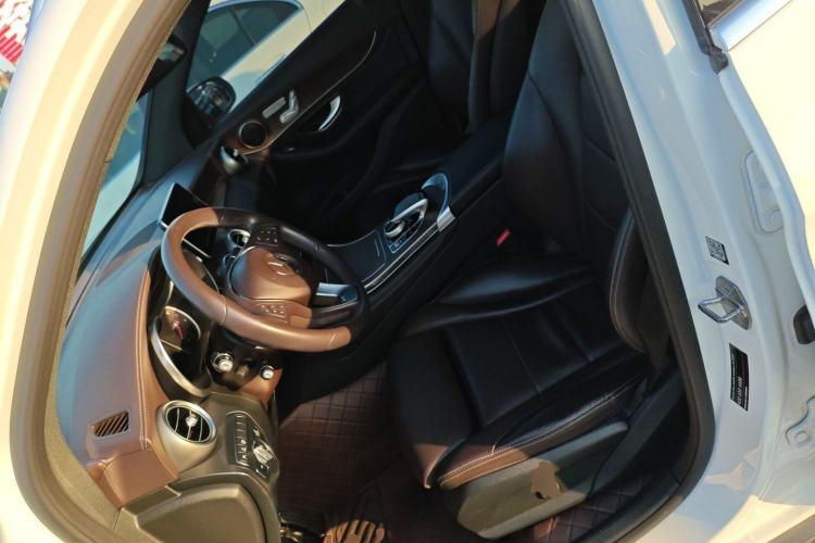 Used Mercedes-Benz GLC 2018 GLC 300 4MATIC Sport Edition
