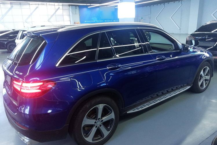 Used Mercedes-Benz GLC 2016 GLC 260 4MATIC Luxury Model
