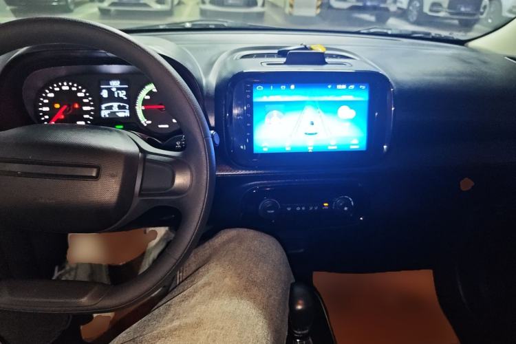 Used Roewe Clever 2021 302 km New Four-Seater Super-Efficient Version