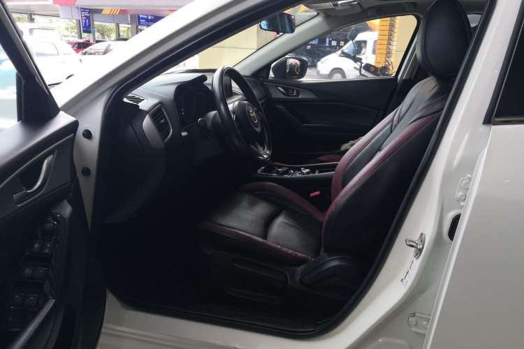 Used Mazda Mazda 3 Axela 2017 Sedan 1.5L Automatic Luxury Model Emission Standard China V
