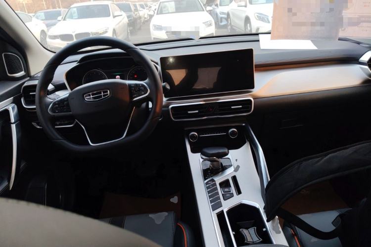 Used Geely Auto Coolray 2023 1.5T DCT Platinum Edition
