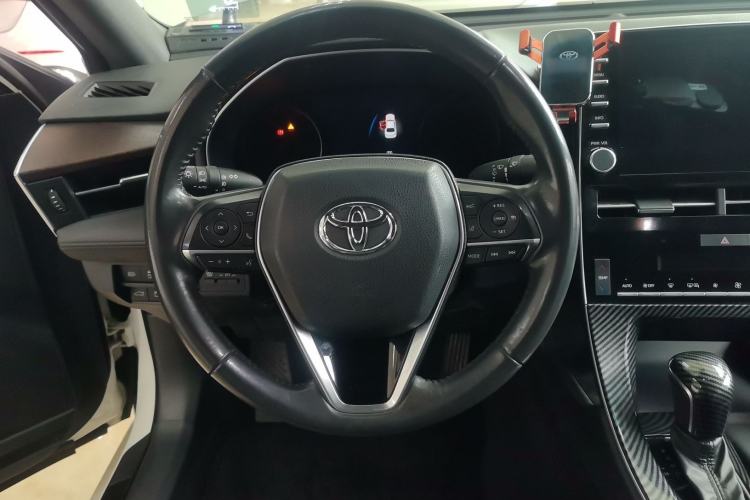 Used Toyota Avalon 2019 2.0L XLE Premium Edition China VI
