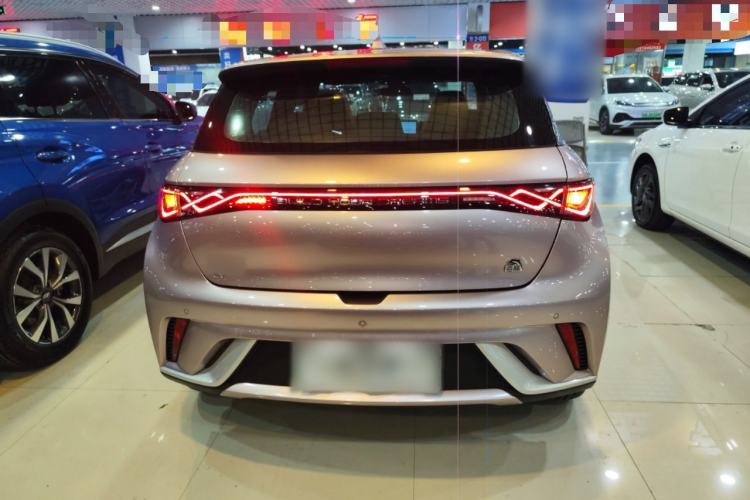 Used BYD Dolphin 2021 405 km Fashion Edition
