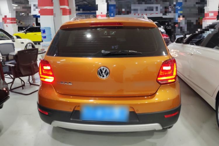 Used Volkswagen Polo 2014 1.6L Cross Polo Automatic