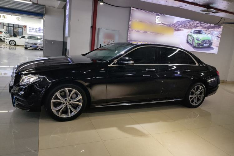 Used Mercedes-Benz E-Class 2020 E 300 L Sporty and Stylish Model
