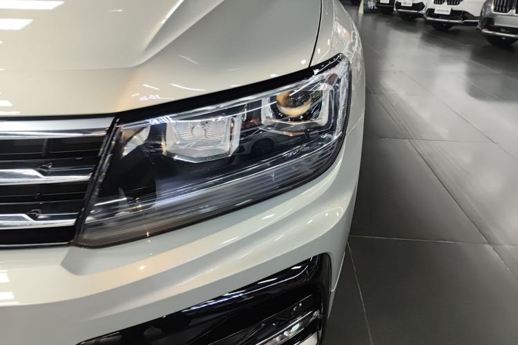 Used Volkswagen Tiguan L 2021 330TSI Automatic Two-Wheel Drive R-Line Enhanced Edition