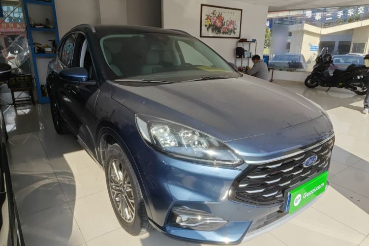 Used Ford Escape 2020 EcoBoost 245 Four-Wheel Drive Luxury Edition
