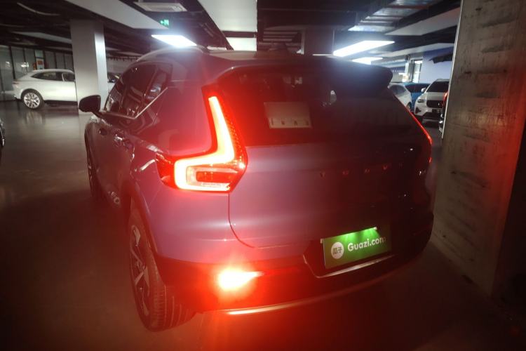 Used Volvo XC40 2023 B4 4x4 Smart Luxury Edition