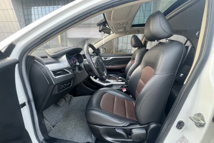 Used Geely Auto Vision 2019 Upgraded Model 1.5L CVT Prestige Version China VI Standard