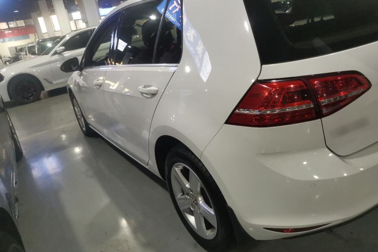 Used Volkswagen Golf 2015 1.6L Automatic Comfort Model
