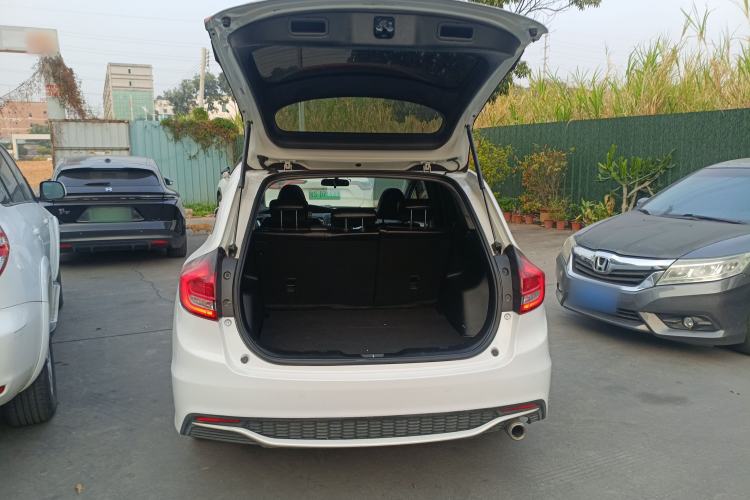 Used Honda Jade 2017 1.8L automatic Comfort version 5 seats