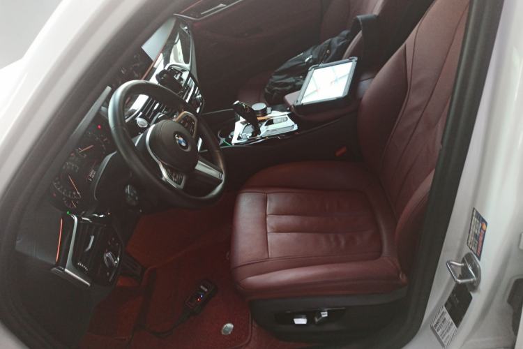 Used BMW 5 Series 2019 Restyled 530Li Luxury Edition M Sport Package
