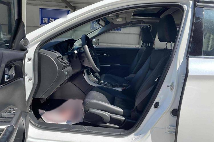 Used Honda Accord 2016 2.0L Comfort Edition
