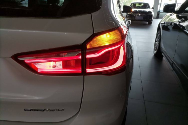 Used BMW X1 2018 sDrive18Li Luxury Model
