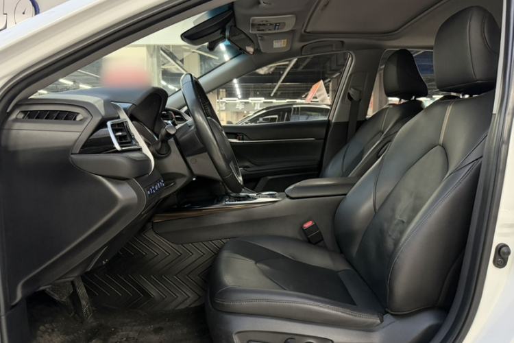 Used Toyota Camry 2019 2.0G Luxury Edition China VI Standard