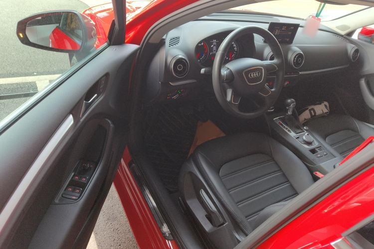 Used Audi A3 2014 Limousine 35 TFSI Automatic Advanced Model
