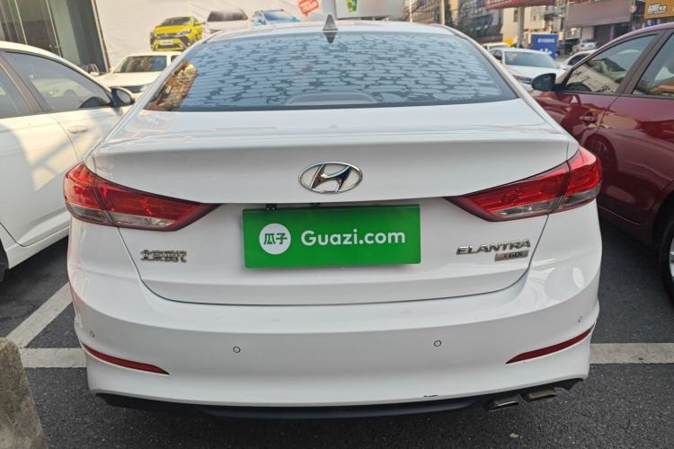 Used Hyundai Elantra 2019 1.4T Dual-Clutch Xuan Dong · Dynamic Model