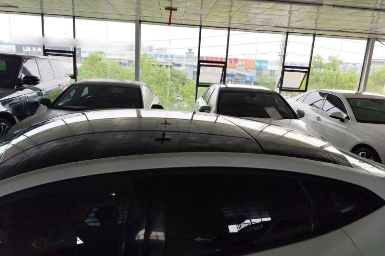 Used Changan UNI-V 2022 1.5T Smart Navigation Version
