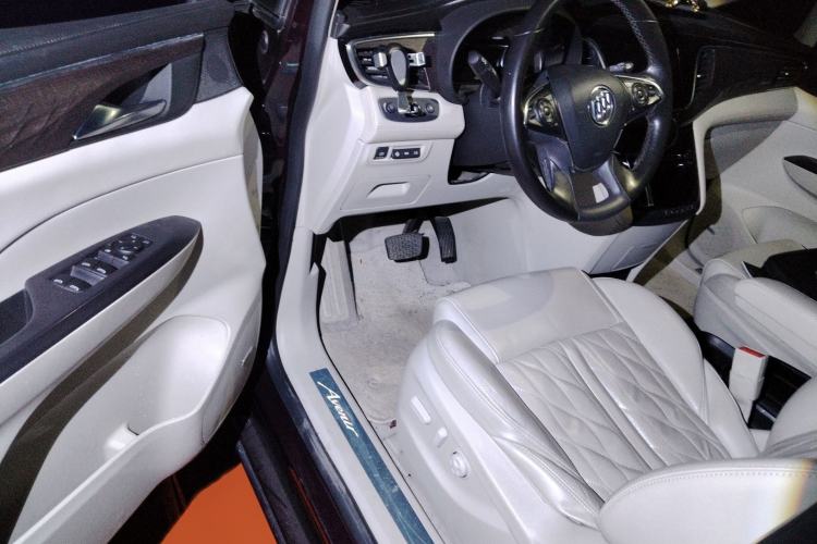 Used Buick GL8 2017 28T Avenir Avia National Emission Standard V