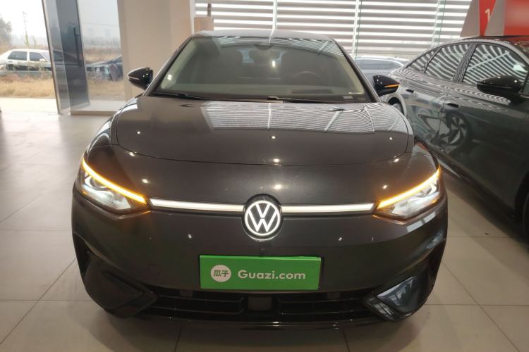 Used Volkswagen ID.7 VIZZION 2024 AIR model
