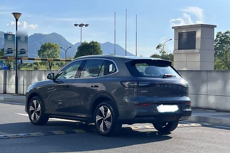 Used  E5 2024 530km Starship Edition
