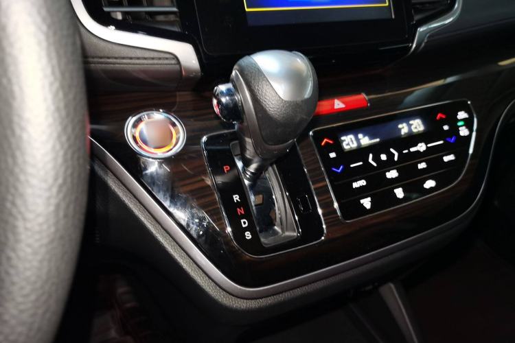 Used Honda Odyssey 2018 2.4L Luxury Edition
