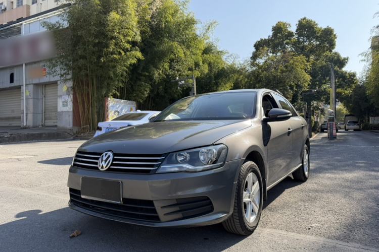 Used Volkswagen Bora 2013 1.6L Automatic Fashion Model