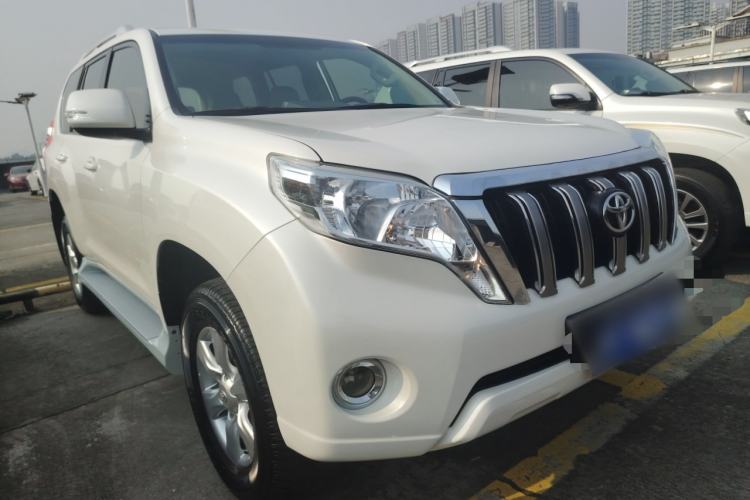 Used Toyota Prado 2017 2.7L Parallel Import
