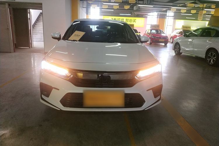 Used Honda Civic 2023 240TURBO CVT Dynamic · Center Stage Special Edition
