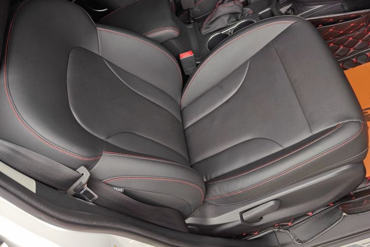 Used Haval M6 2018 Revised Version 1.5T DCT Two-Wheel Drive Elite Edition
