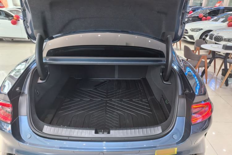 Used  SU7 2024 Four-Wheel Drive Ultra-Long Range Advanced Intelligent Driving Max Edition
