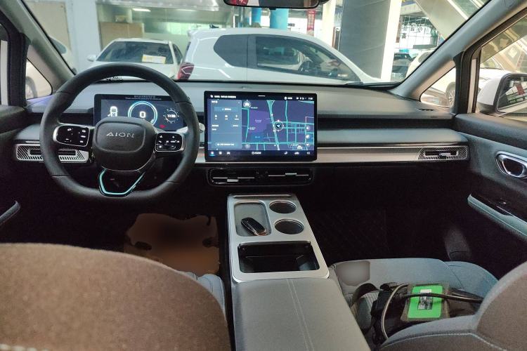 Used AION Y 2023 Younger
