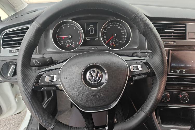 Used Volkswagen Golf 2018 230TSI Automatic Comfort Model
