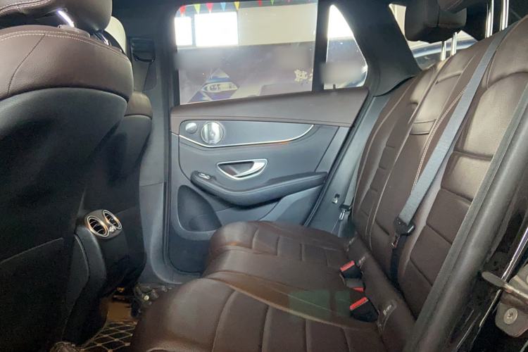 Used Mercedes-Benz GLC 2017 GLC 260 4MATIC Luxury Model
