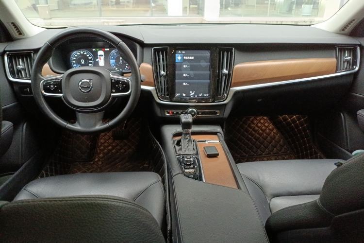 Used Volvo S90 2020 T5 Zhiyi Luxury Edition
