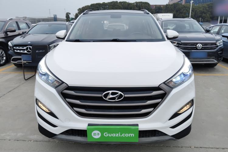 Used Hyundai Tucson 2018 1.6T Dual-Clutch Two-Wheel Drive 15th Anniversary Special Edition