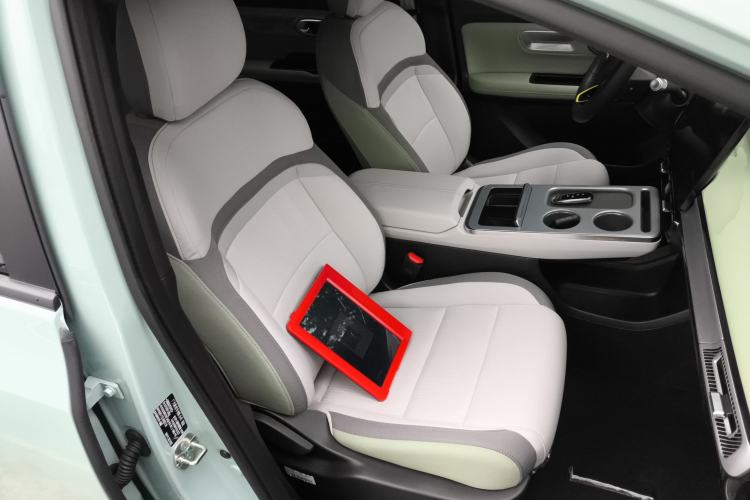 Used AION Y 2023 Younger
